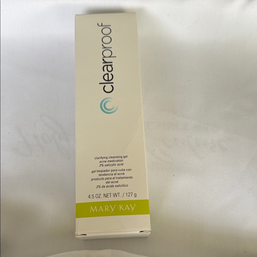 Mary Kay Clearproof Clarifying Cleansing Gel - White and Green